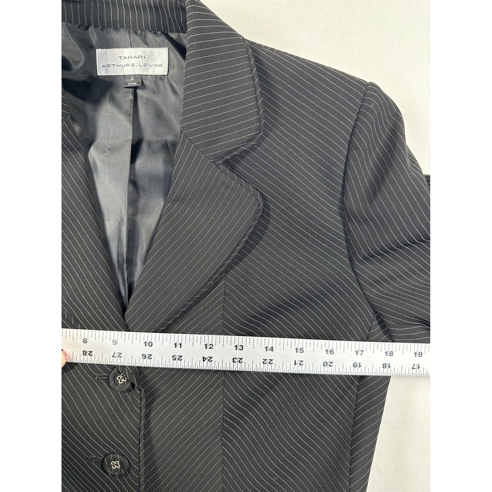 Vintage Y2K Tahari Arthur Levine Blazer 6 Black Pinstripe Designer Career Jacket - Picture 7 of 12